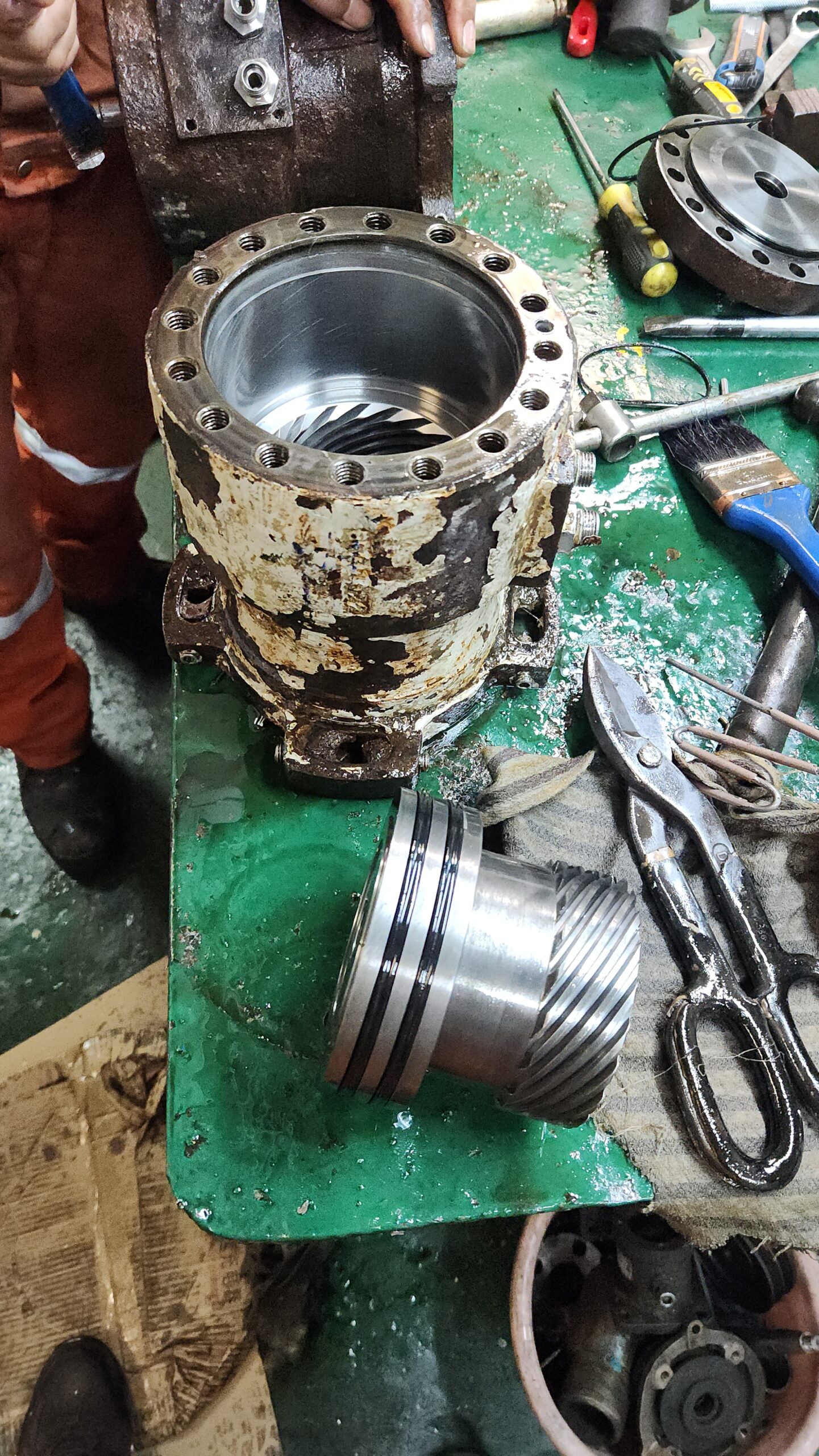 cargo oil valve repair 20241001_141316