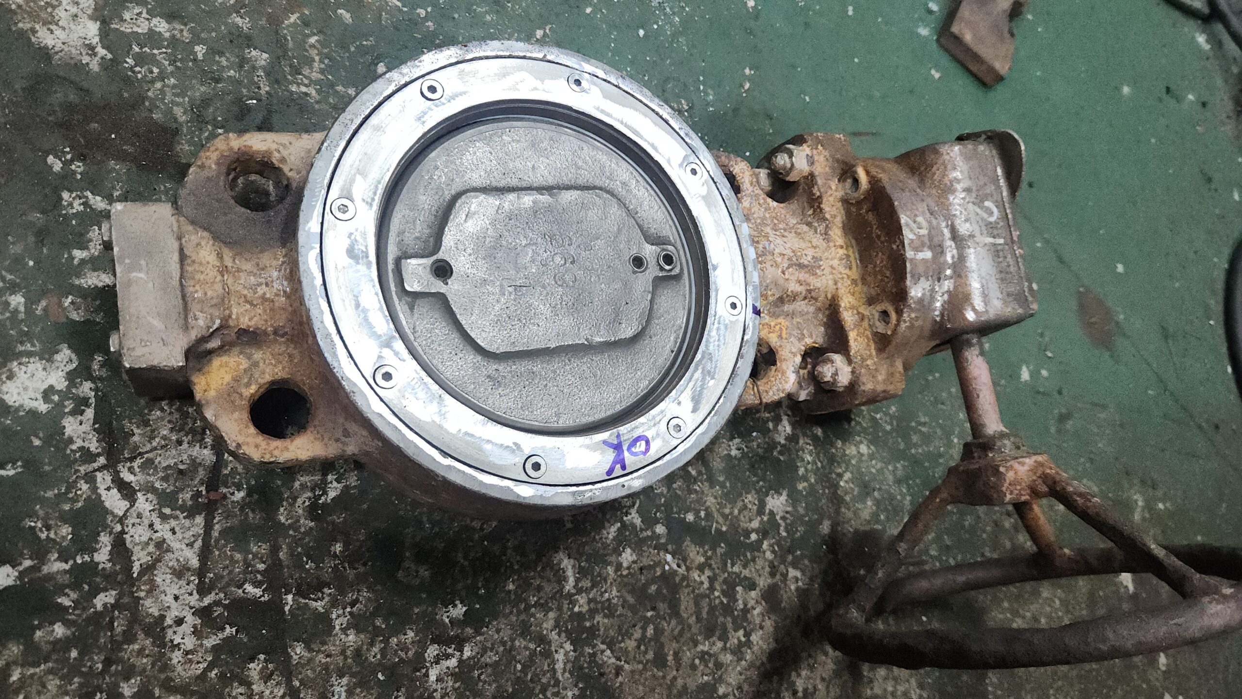 cargo oil valve repair 20241110_170405