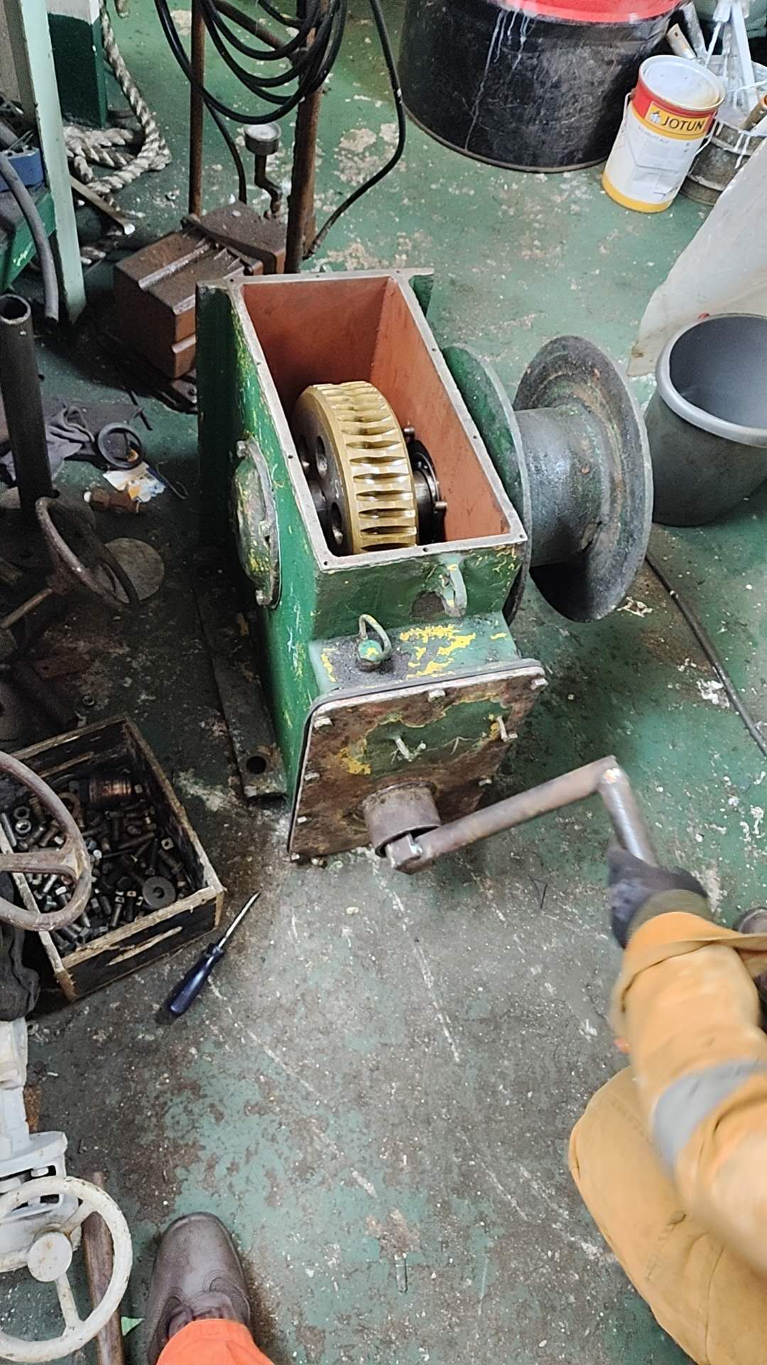 pilot ladder winch repaired 1