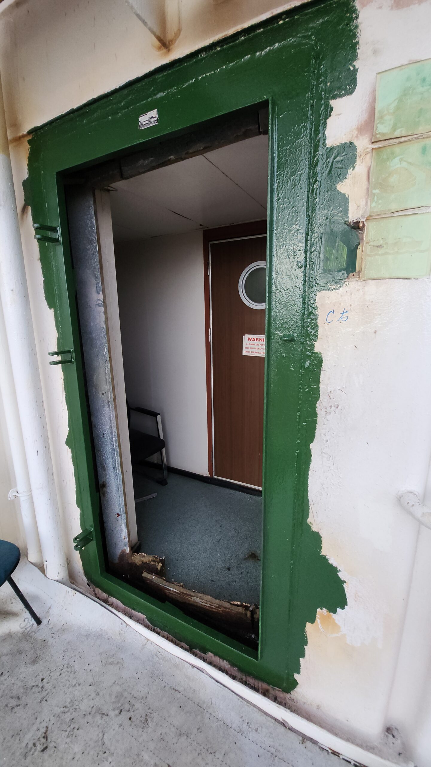 watertight door repair 20241026_085857